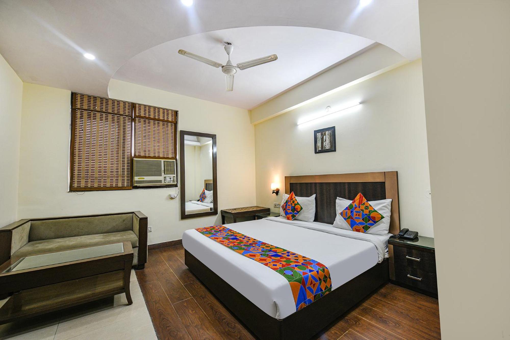 Fabhotel Swiss International Patel Nagar Nova Deli Exterior foto